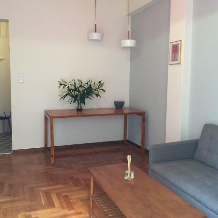 5Th Floor Bright Flat At Bohemian Exarcheia Apartamento Atenas Exterior foto