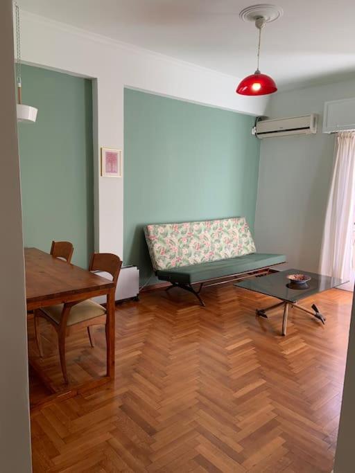 5Th Floor Bright Flat At Bohemian Exarcheia Apartamento Atenas Exterior foto
