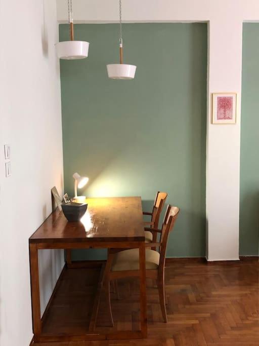 5Th Floor Bright Flat At Bohemian Exarcheia Apartamento Atenas Exterior foto