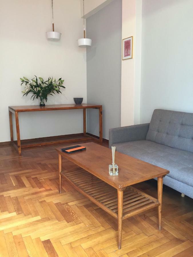 5Th Floor Bright Flat At Bohemian Exarcheia Apartamento Atenas Exterior foto